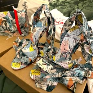 Used once lace wrap around your ankle tied w a bow